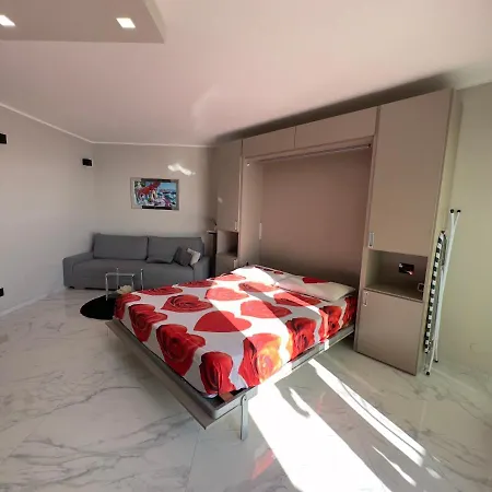 Exclusive Panoramic Sea View In Victoria アパート *