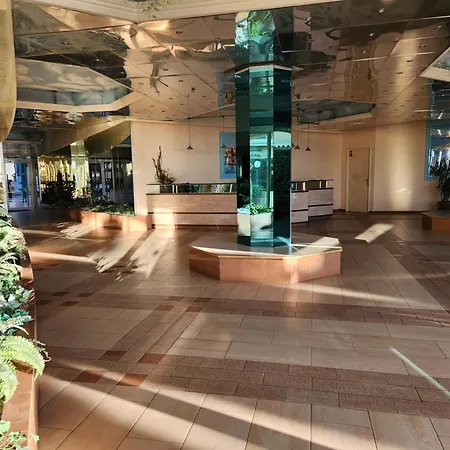 Exclusive Panoramic Sea View In Victoria Apartament